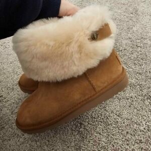 UGG Tan Fur-Lined Winter Boots
